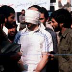 کارتر باید در درجه اول از اتباع آمریکایی محافظت کند، نه از شخص احمقی مثل شاه