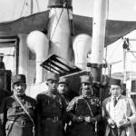 تصویری از منشی مخصوص رضاشاه