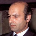 دکتر شریعتی همواره به سوی اندیشه اصیل‌تر اسلامی رو به پیشرفت بود
