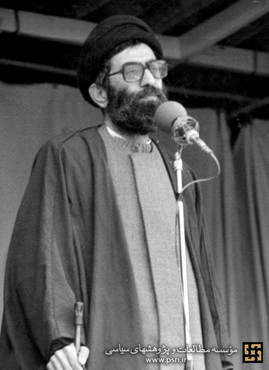 وصیت امام خامنه‌ای: اگر شهید شدم ...