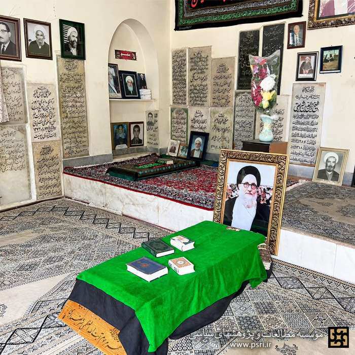 در نماز میت شریعتمداری چه گذشت؟