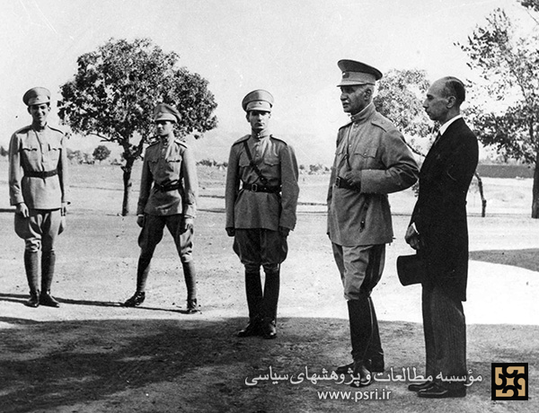 رضاشاه اطمینان داشت که با ورود متفقین از سلطنت برکنار خواهد شد