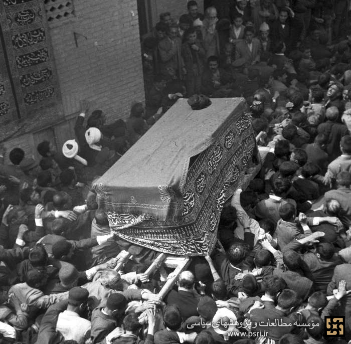 زعیم بزرگ شیعیان جهان 