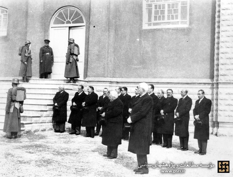 نقابی برای ارتقای دیکتاتوری رضاشاه