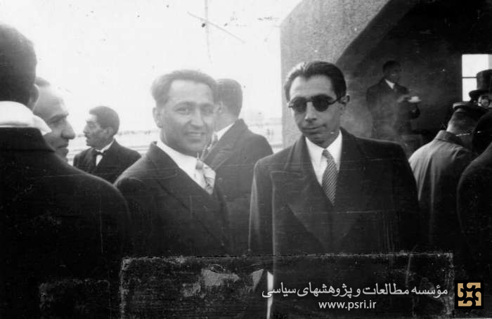 وقتی شاه و روزنامه‌نگاران تاریخ را معامله کردند