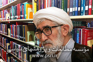 مصاحبه با مرحوم حجت الاسلام  دکتر احمد احمدی عضو شورای عالی انقلاب فرهنگی 