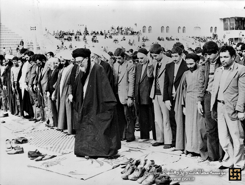اقامه نماز عید قربان شهید قاضی ساعاتی قبل از ترور