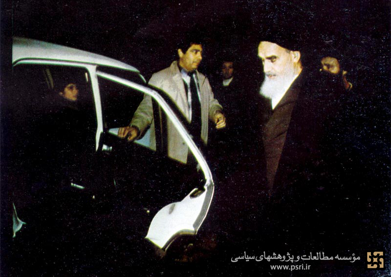 چرا دستور اخراج امام از فرانسه لغو شد؟