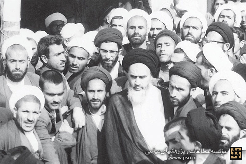 سیر تحصیل امام خامنه‌ای؛ از مشهد تا نجف و قم