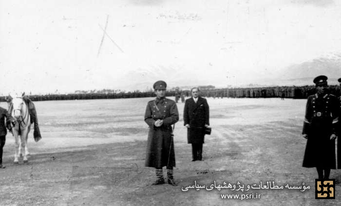 رمز تاکید بریتانیا بر بی‌سواد بودن کودتاچی