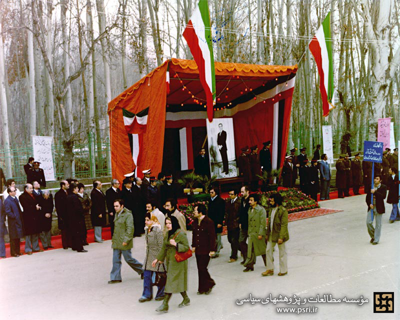 جای خالی مردم در همه‌پرسی‌ انقلاب سفید 