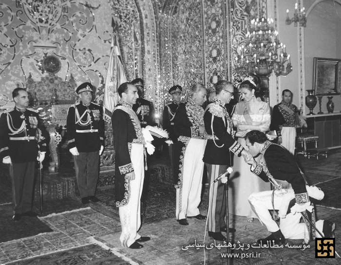 اردشیر زاهدی به روایت تصویر (آلبوم ۲)